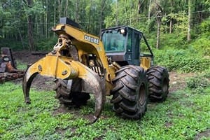 2004 John Deere 548GIII  Skidder